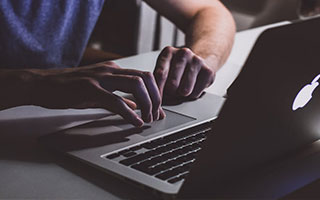 开云网页版登录入口-雷霆替补中锋表现稳定有望获得更多出场时间，雷霆选中的球员